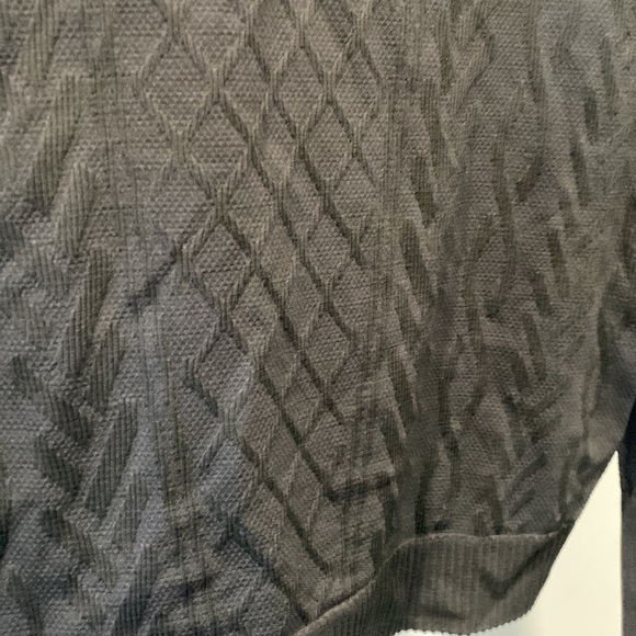 EUC Lululemon swiftly “sweatshirt” black with black sweater like design -10 - Picture 5 of 6